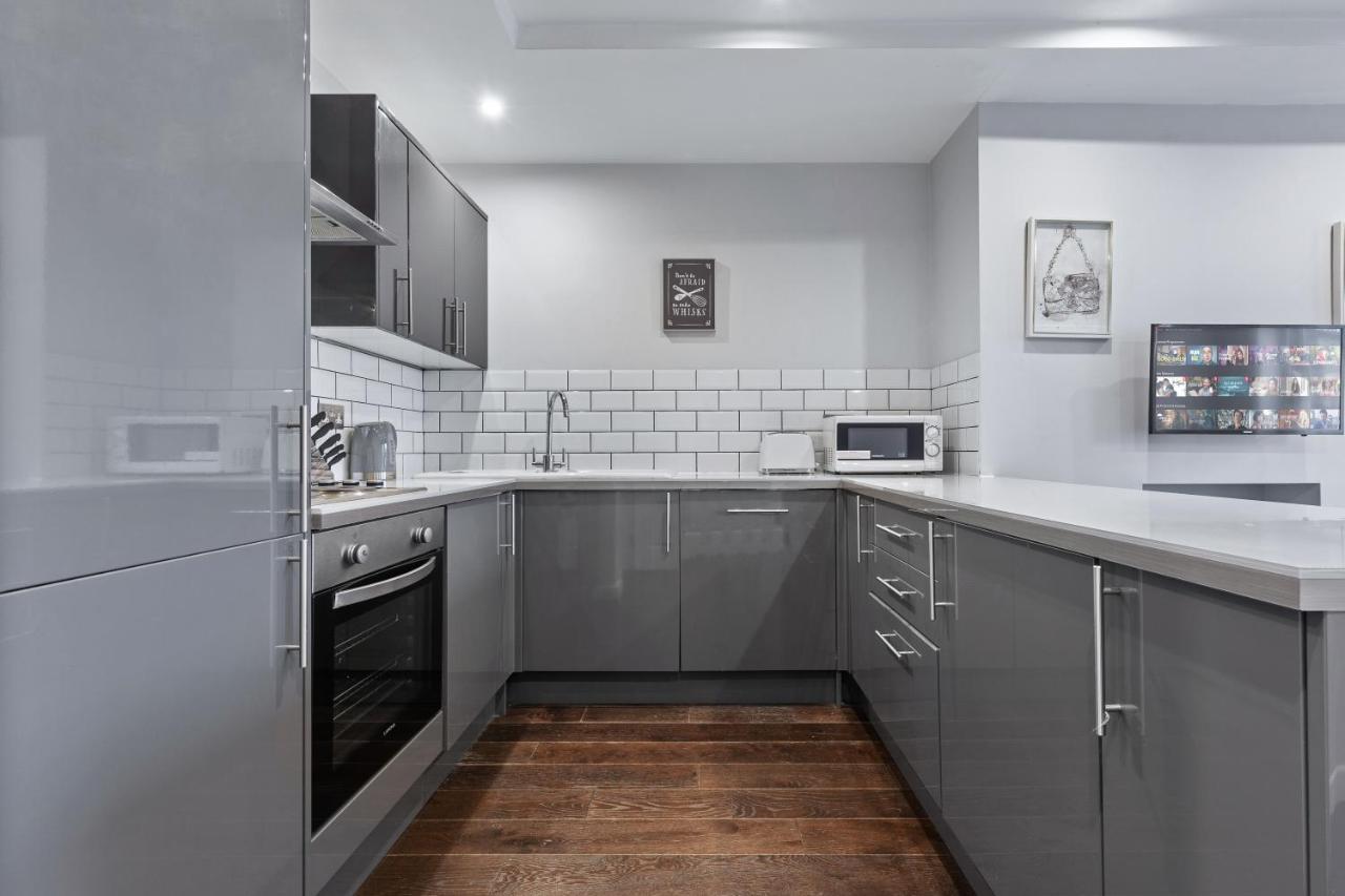 Ferienwohnung Majestic 4 At Reganway Rw4 London Exterior foto